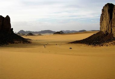 Pustynne piaski w Algierii